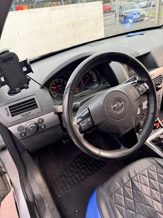 Opel Astra 2006