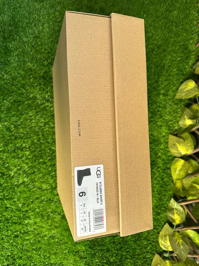 Botas UGG Classic Short Negras 37