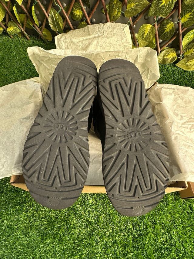 Botas UGG Classic Short Negras 37