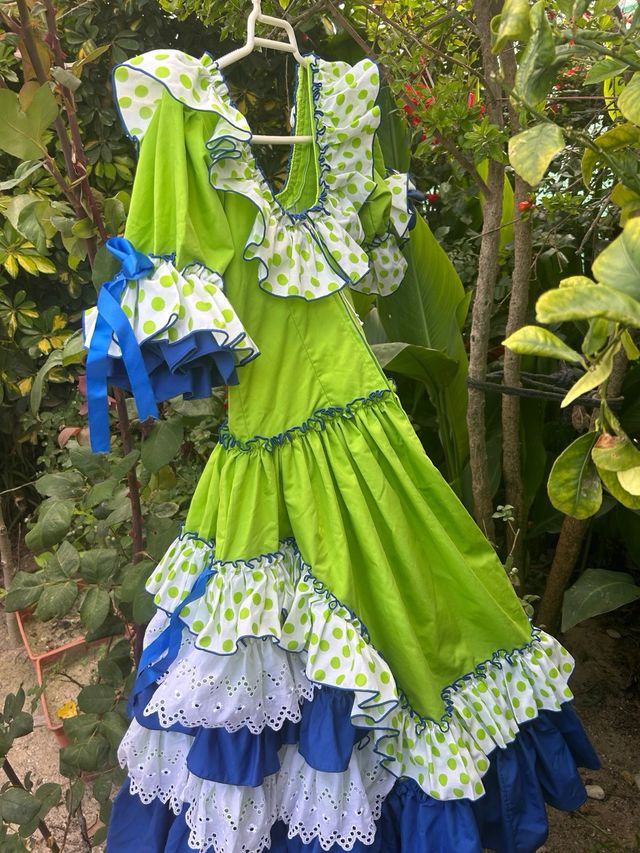 Traje de flamenca de niña