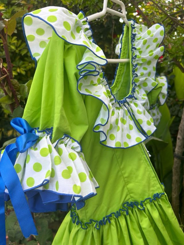 Traje de flamenca de niña