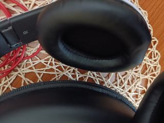 Cuffie beats