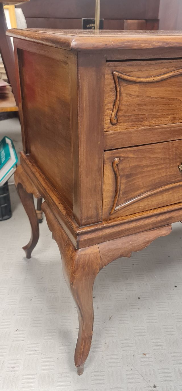 Comoda tocador de castaño