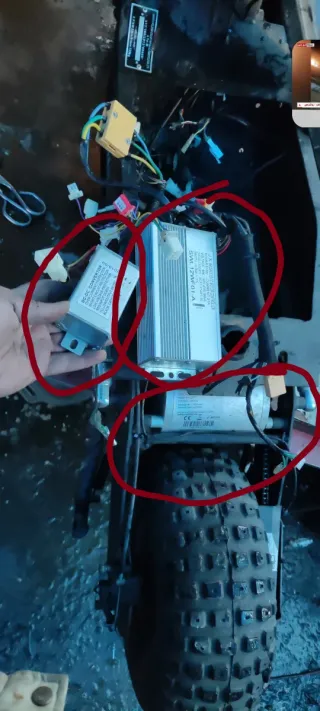 Patinete cecotec makalu