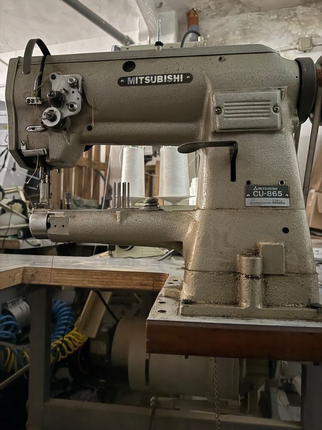 Maquina de Brazo MITSUBISHi