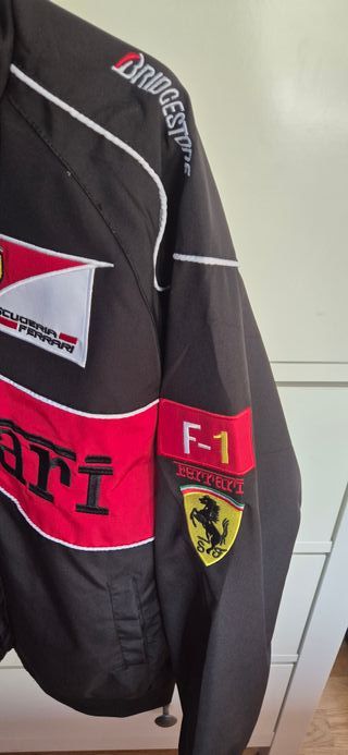 Chaqueta Ferrari bomber negra