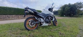 Suzuki Gsr 600