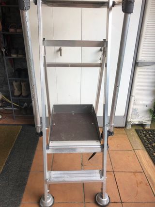 Escalera plataforma aluminio Tubesca