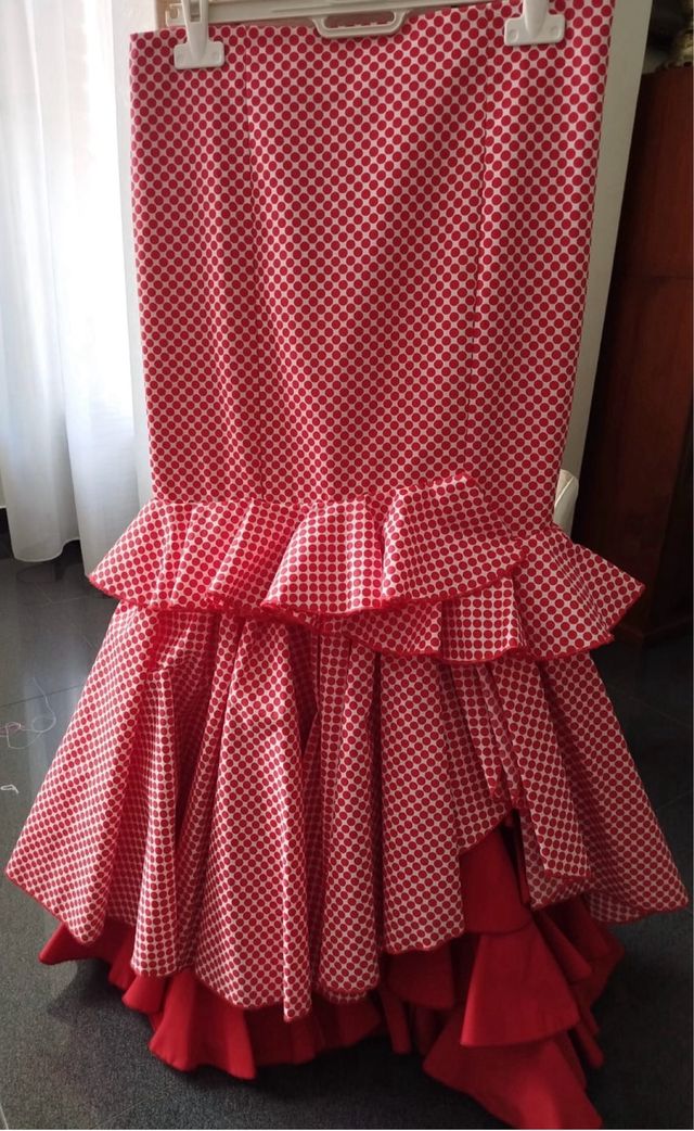 Falda de flamenca de niña