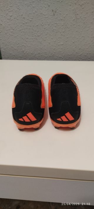 Botas fútbol Adidas Predator Niño