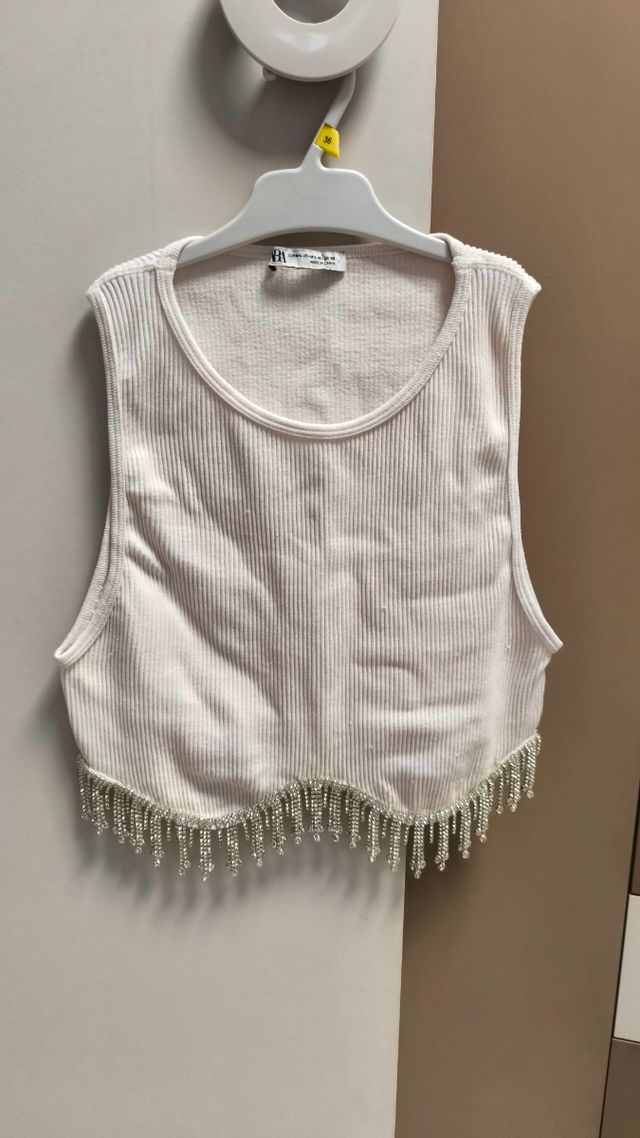 Top Zara blanco c/lentejuelas