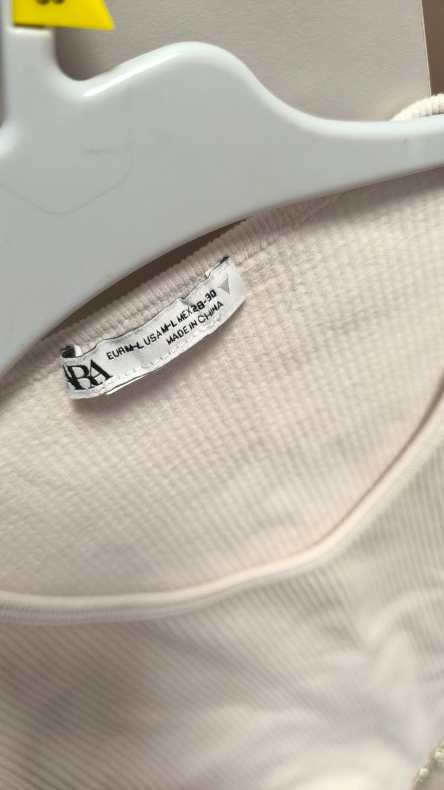 Top Zara blanco c/lentejuelas