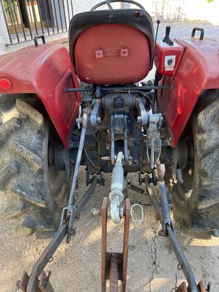 Tractor Shibaura SD1800 A toda prueba