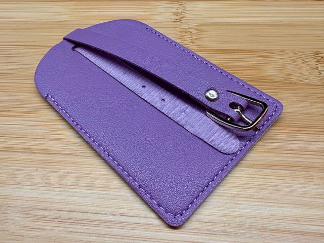 Etichetta porta nome per bagagli da viaggio in similpelle viola