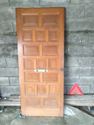 Puerta madera maciza sin marco
