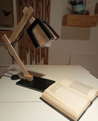 Bajour lampada da ufficio in legno