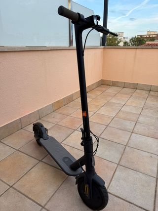 Patinete eléctrico Xiaomi Essential
