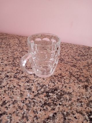 Caraffa in vetro.