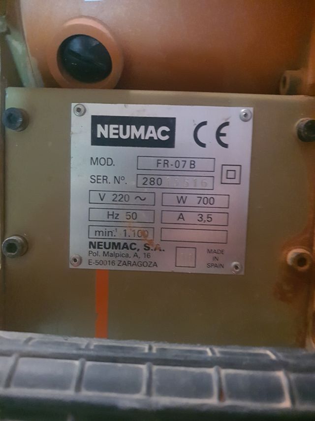 Tronzadora  marca NEUMÁTICOS FR07B