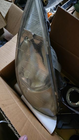 Faros Peugeot 206 - Delanteros