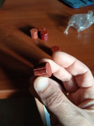 KNOBS DE MADERA 
