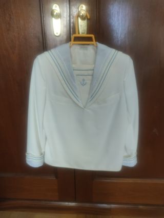 Traje comunión talla 10
Una puesta