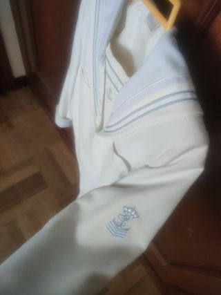 Traje comunión talla 10
Una puesta