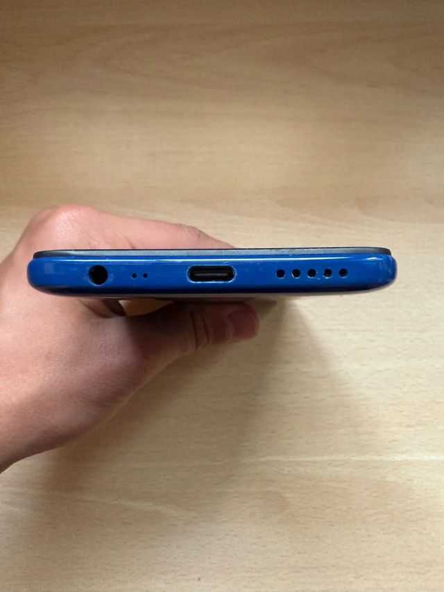 Vendo Redmi 8 con 64 GB de almacenamiento 