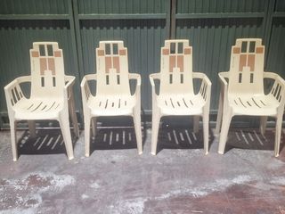 4 Sillas Henry Massonnet - Plástico Beige