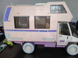 Supervan Chabel muñeca