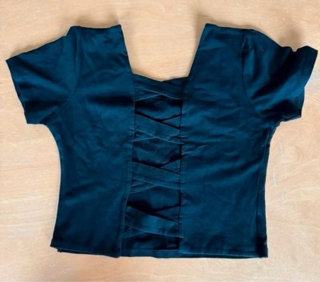 Top corto da donna
