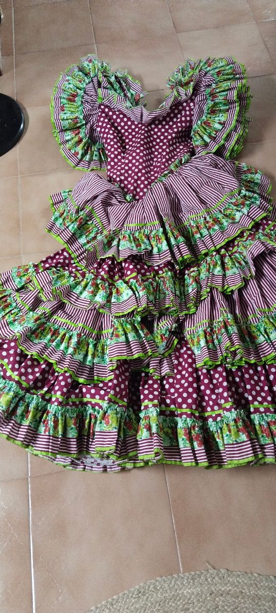 Traje Flamenca Rojo y Verde