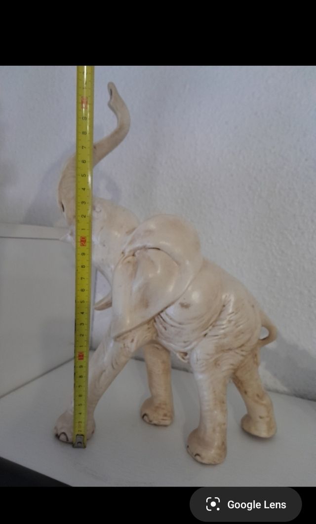 Figura elefante ,son tres.