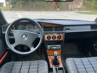 Mercedes-Benz 190 D 2.5 1992