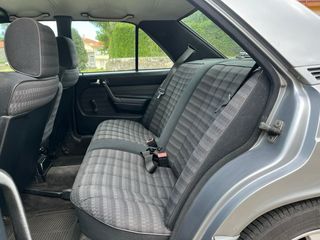 Mercedes-Benz 190 D 2.5 1992