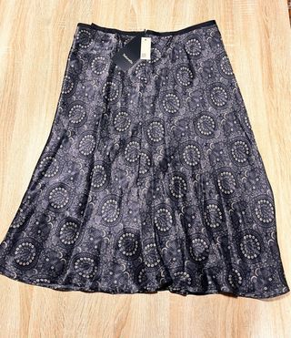 Falda Tintoretto. Negra, gris y beige