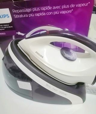 Plancha Philips con Vapor.