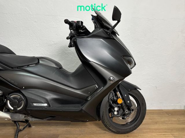 YAMAHA TMAX 560