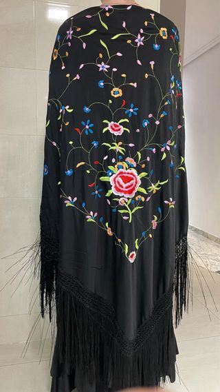 Mantón Cuadrado negro multicolor