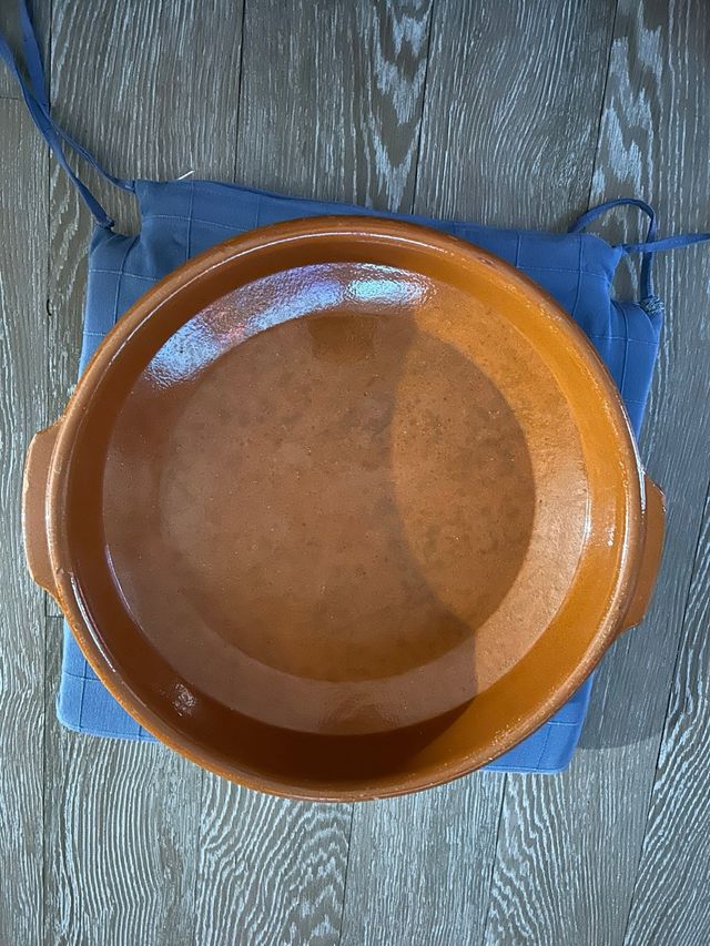Cazuela de barro grande