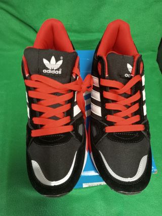 チェリー Adidas nuevas ZX750 rojas n43 de segunda mano por 70 EUR en Les