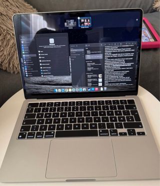 Macbook 13 m4 500 gb sin estenar