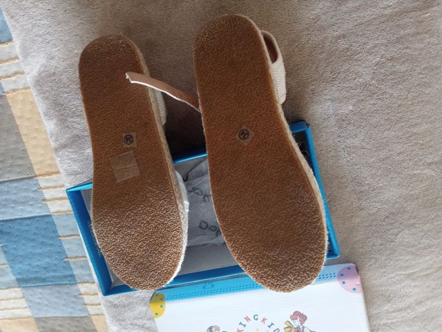 Alpargatas Kingkid niña nº 34 blancas