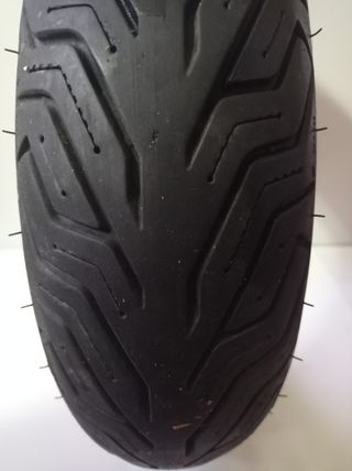 Neumáticos Michelin 130/70/12