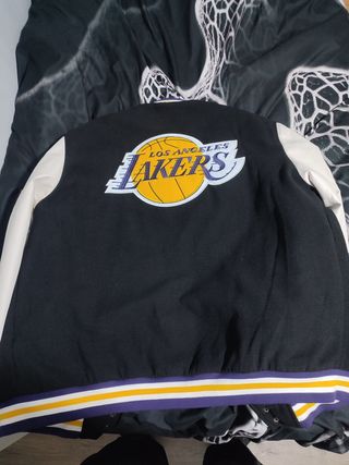Chaqueta de los Lakers