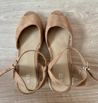 Sandalia de cuña para mujer de verano