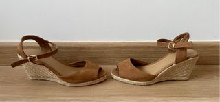 Sandalia de cuña para mujer de verano