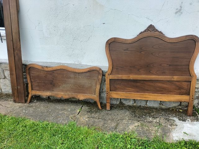 Sofa y butacas madera  nordico , buen estado gener