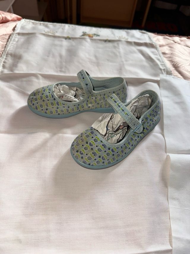 Sandalias niña, talla pequeña.