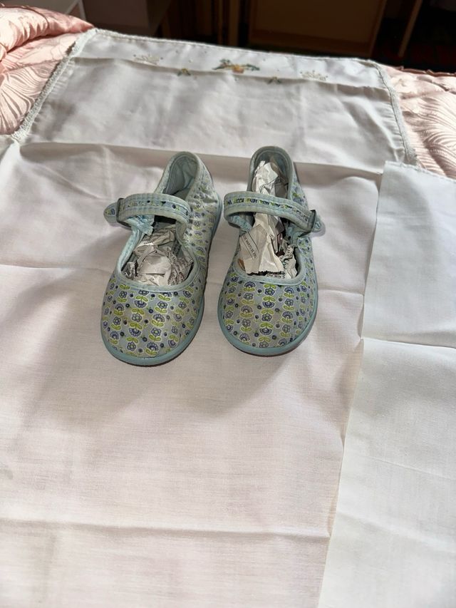 Sandalias niña, talla pequeña.